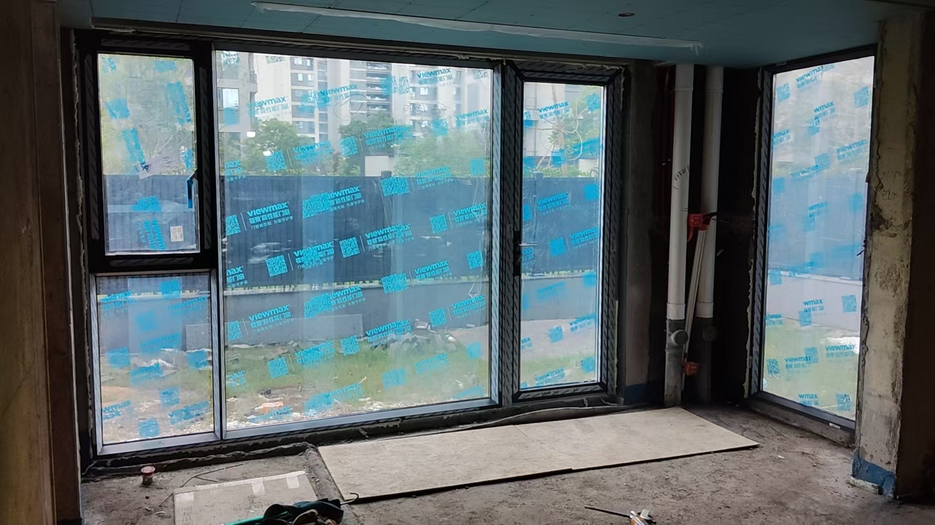 极景高性能门窗(湖州第六空间店)现场资料图片