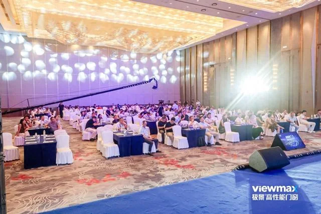 看完极景的“黑灯工厂”，我们重新理解了门窗品牌的竞争