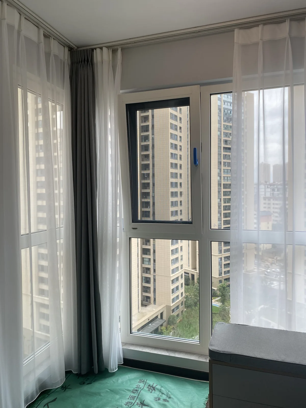 常州梅雨季窗边有水,是室内结露、窗墙渗水还是外墙问题?配图2
