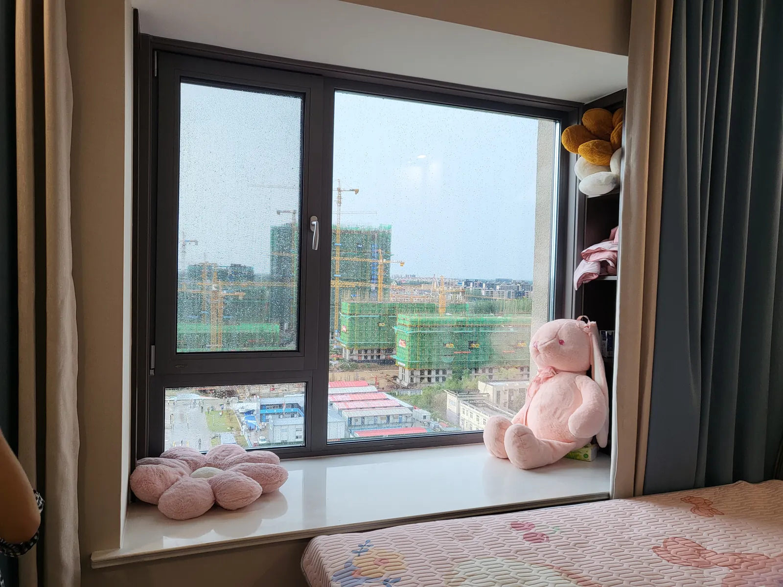新乡多层住宅换窗，夹胶玻璃该装在哪？不是每扇都要堆配置配图1