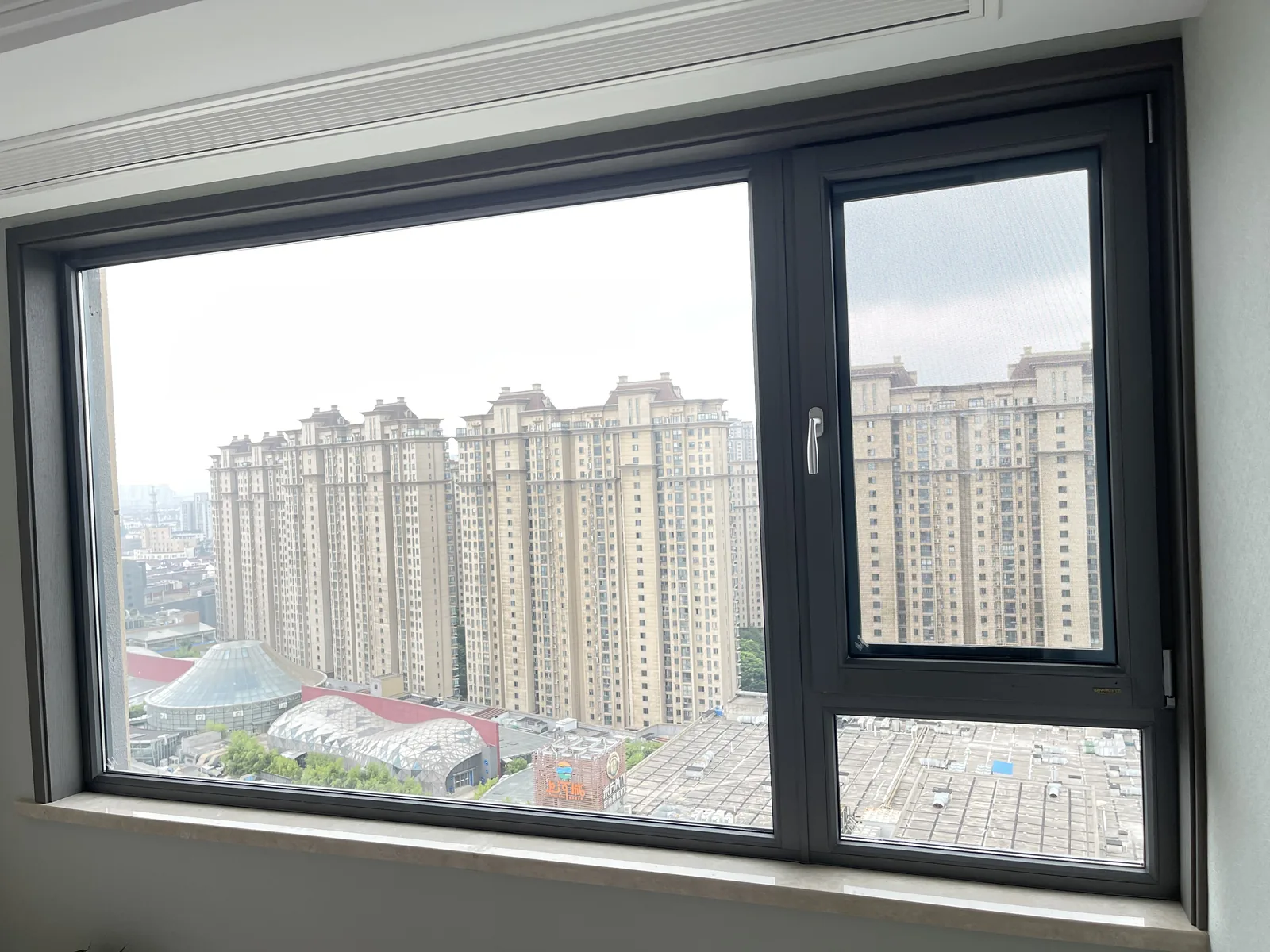 晋城冬天窗边发冷,框体、Low-E、玻璃边部和安装怎么配?配图1