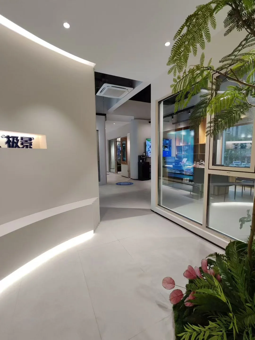 窗林优选极景门窗展厅收尾图
